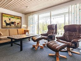 8 Person Holiday Home in Spottrup