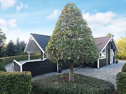5 Star Holiday Home in Logstor