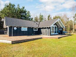 5 Star Holiday Home in Hojslev