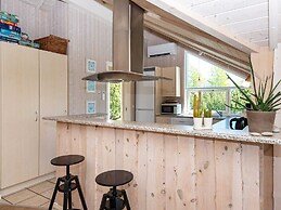 8 Person Holiday Home in Hemmet