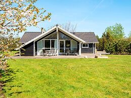 8 Person Holiday Home in Hemmet