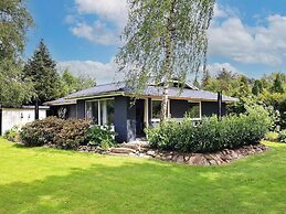 6 Person Holiday Home in Millinge