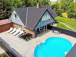 4 Star Holiday Home in Hojslev