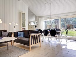 Sprawling Holiday Home in Nexø With Indoor Whirlpool