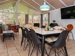 6 Person Holiday Home in Aabenraa