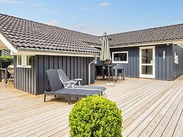 6 Person Holiday Home in Aabenraa