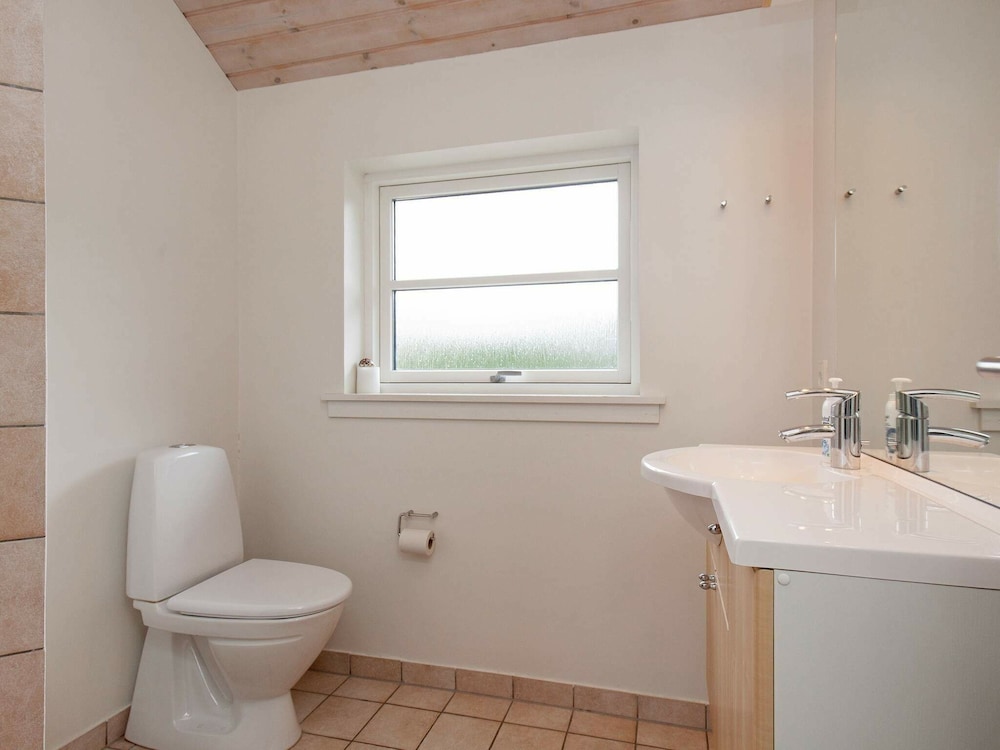 Charming Holiday Home in Væggerløse With Indoor Whirlpool