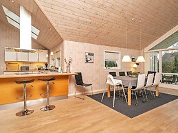 Charming Holiday Home in Væggerløse With Indoor Whirlpool
