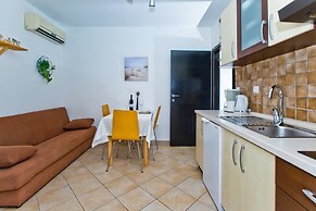Apartments Nina Hvar town