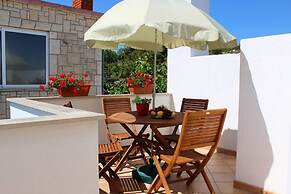 Apartments Nina Hvar town