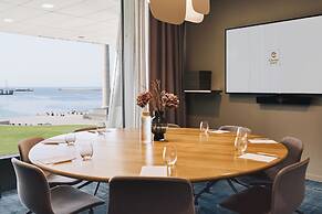 Clarion Hotel Sea U