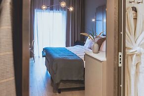 Clarion Hotel Sea U