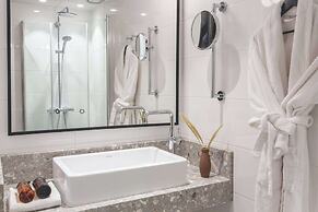 Clarion Hotel Sea U