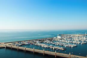 Clarion Hotel Sea U