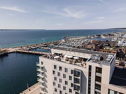Clarion Hotel Sea U