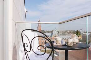 Clarion Hotel Sea U