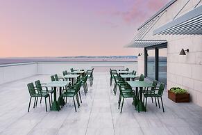 Clarion Hotel Sea U
