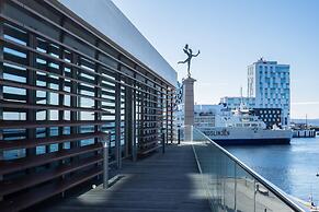 Clarion Hotel Sea U