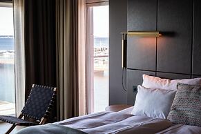 Clarion Hotel Sea U
