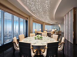 J Hotel, Shanghai Tower