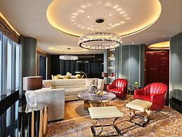 J Hotel, Shanghai Tower