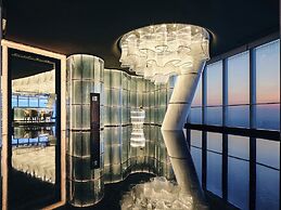 J Hotel, Shanghai Tower