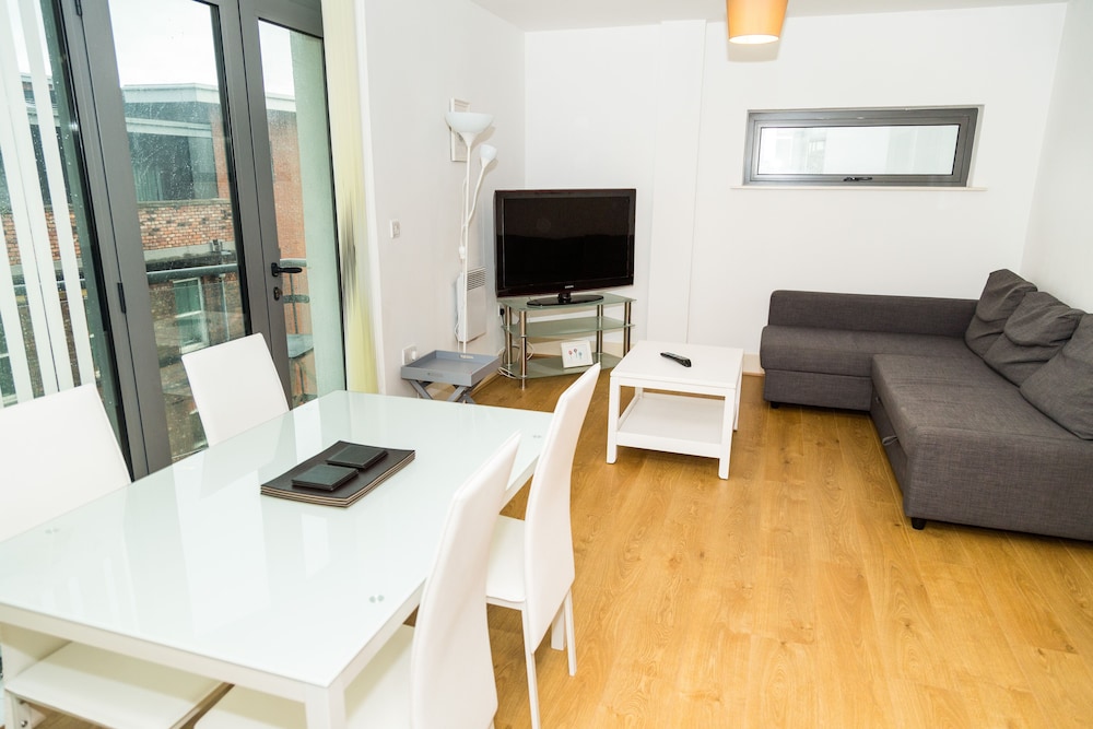 Henry Street - Apt 47