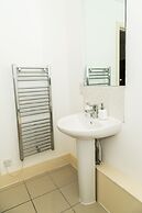 Henry Street - Apt 47