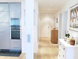 Luxurious And Beautifully Designed Apartment In Saint Moritz - Lets ge