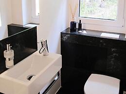 Luxurious And Beautifully Designed Apartment In Saint Moritz - Lets ge