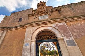 Fully Air-conditioned Traditional Maltese House