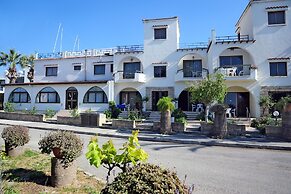 Room-spacious One Bedroom Apartment in P