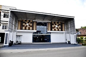 Rich Guesthouse