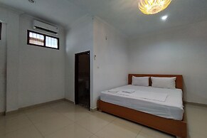 Rich Guesthouse