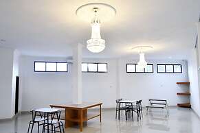 Rich Guesthouse