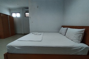 Rich Guesthouse
