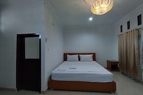 Rich Guesthouse