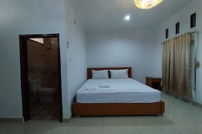 Rich Guesthouse