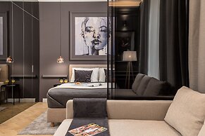 Luxury Number 1 Apartments