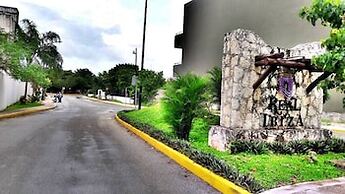 Departament & Pool and Parking Ariany