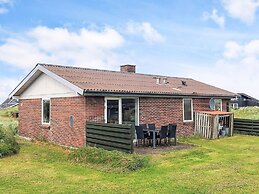 7 Person Holiday Home in Frostrup
