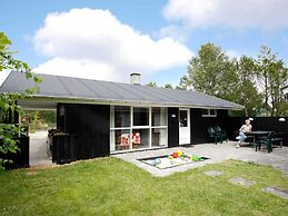 6 Person Holiday Home in Albaek
