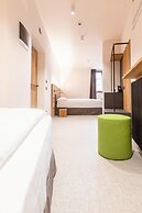 Curt di Clement Eco Mobility Hotel