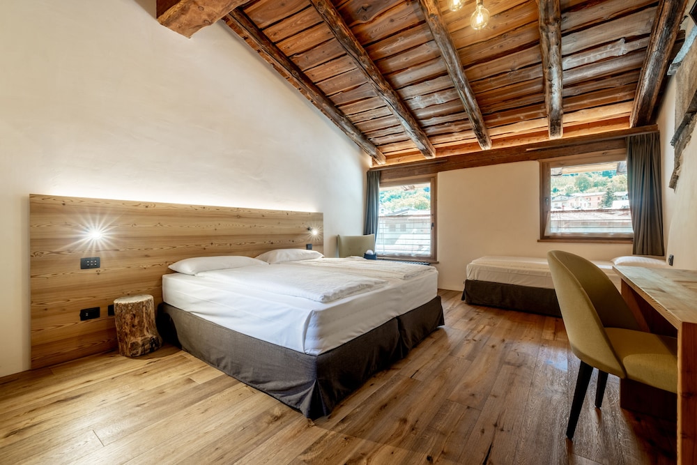 Curt di Clement Eco Mobility Hotel