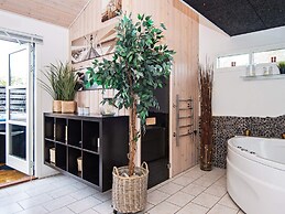 5 Star Holiday Home in Tarm