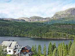 10 Person Holiday Home in Bygstad