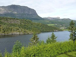 10 Person Holiday Home in Bygstad