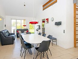 10 Person Holiday Home in Grenaa-by Traum