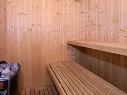 10 Person Holiday Home in Grenaa-by Traum