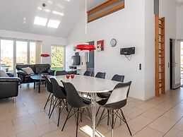 10 Person Holiday Home in Grenaa-by Traum